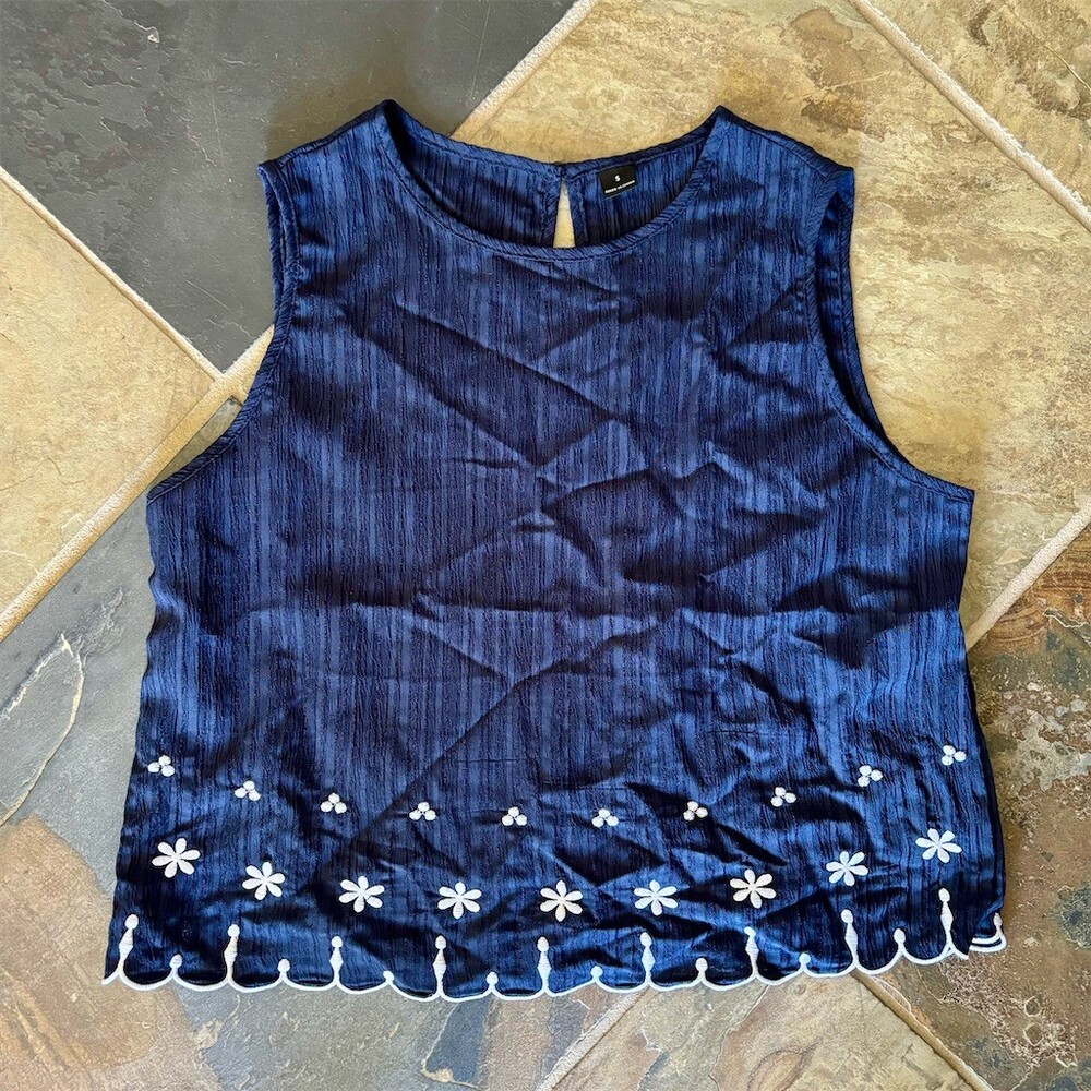 SHEIN Blouse Womens Size S Navy Blue Sleeveless Floral Embroidered Hem